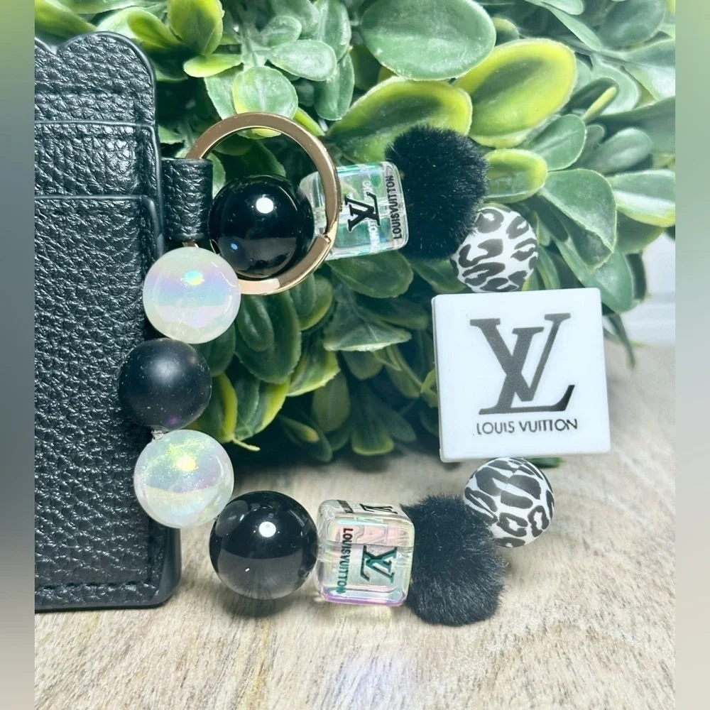 Card Holder Wristlet with Handmade Beaded Keychain in Black